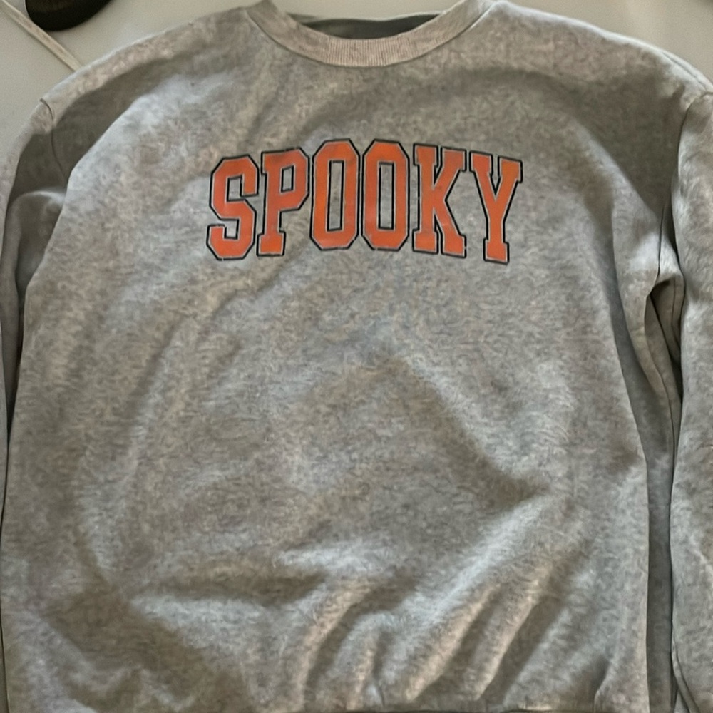 SPOOKY sweatshirt (shein)